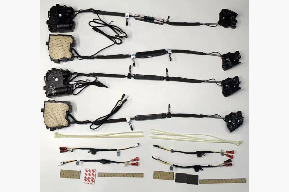Toyota Land Cruiser 200 2007-2021 Kit de cierre suave de puertas Foto 2