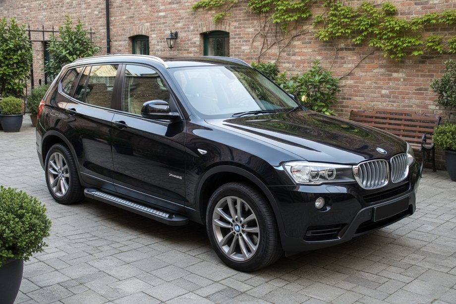 BMW X3 F25 2011-2018 Estribos Laterales Vision New Black (2 uds., Aluminio) Image