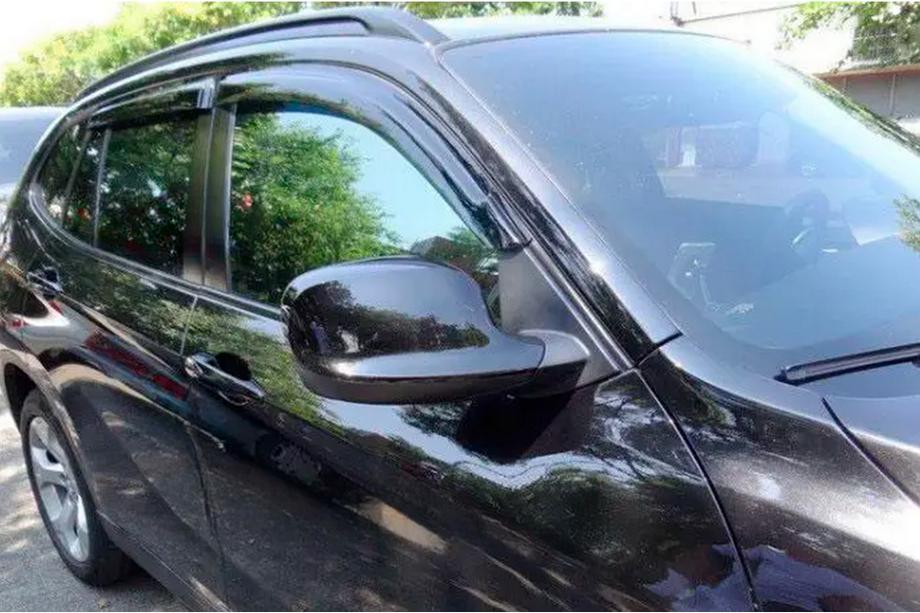 BMW X1 E84 2009-2015 Deflectores de Ventana (4 uds, HIC) Image