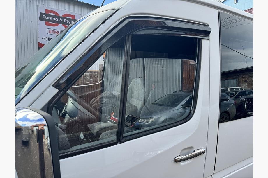 Mercedes Sprinter W901/902/903/904/905 1995–2006 Deflectores de Ventana (2 uds., Sunplex Sport) Foto 2