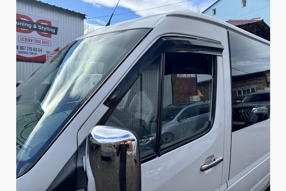 Mercedes Sprinter W901/902/903/904/905 1995–2006 Deflectores de Ventana (2 uds., Sunplex Sport) Foto 3