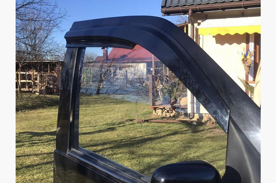 Mercedes Vito W638 1996-2003 Deflectores de Ventana (2 uds., Sunplex Sport) Foto 4