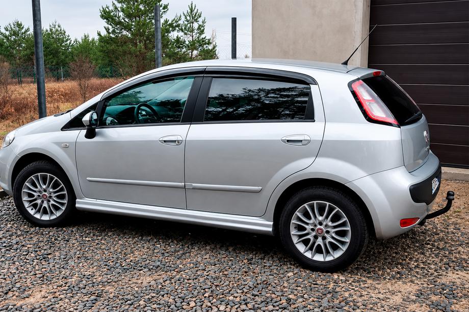 Fiat Punto Grande/EVO 2006-2018 Deflectores de Ventana (4 uds., Sunplex Sport) Foto 2