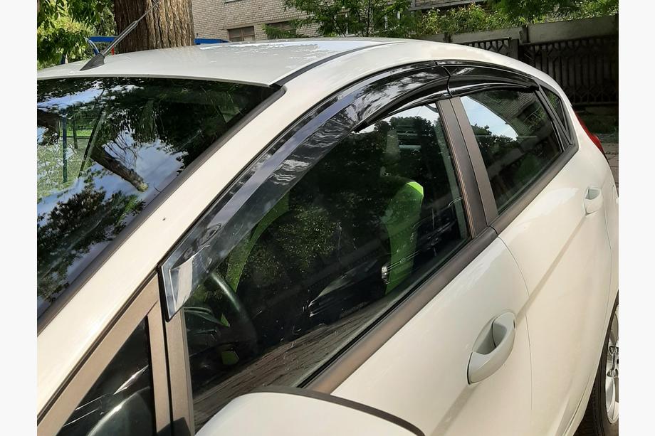 Ford Fiesta 2008-2017 Deflectores de Ventana (4 uds., Sunplex Sport) Foto 8