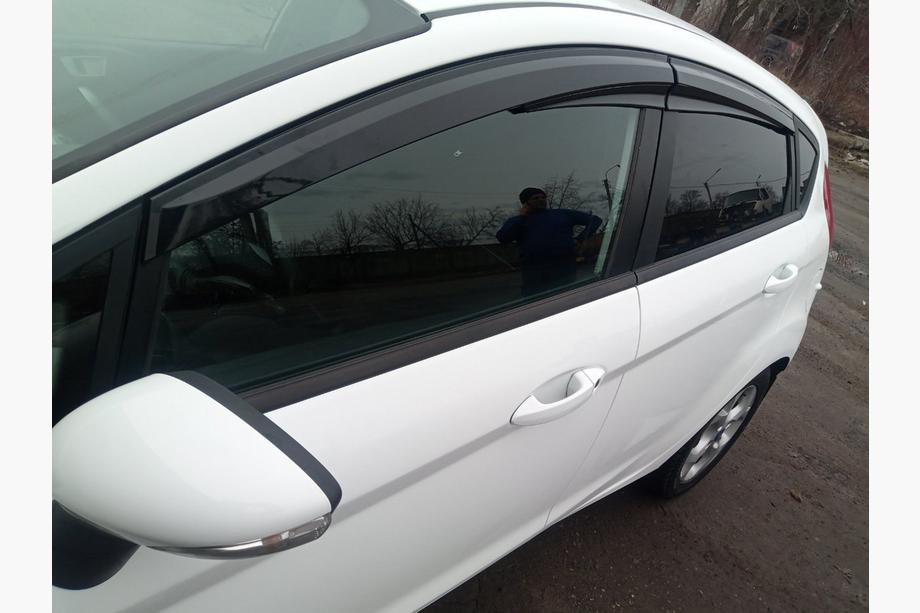 Ford Fiesta 2008-2017 Deflectores de Ventana (4 uds., Sunplex Sport) Image