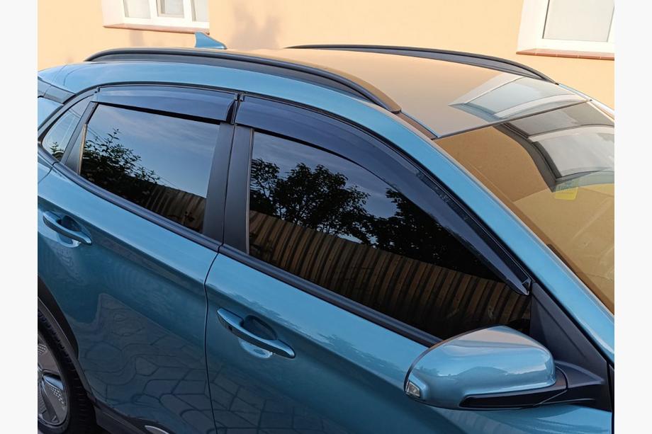Hyundai Kona 2017-2023 Deflectores de Ventana (4 uds., Sunplex Sport) Image