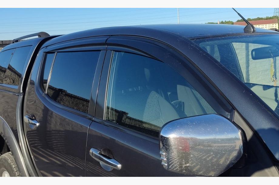 Mitsubishi L200 2006-2015 Deflectores de Ventana (4 uds., Sunplex Sport) Foto 2