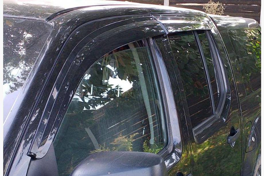 Nissan NP300 1999-2015 Deflectores de Ventana (4 uds., Sunplex Sport) Image