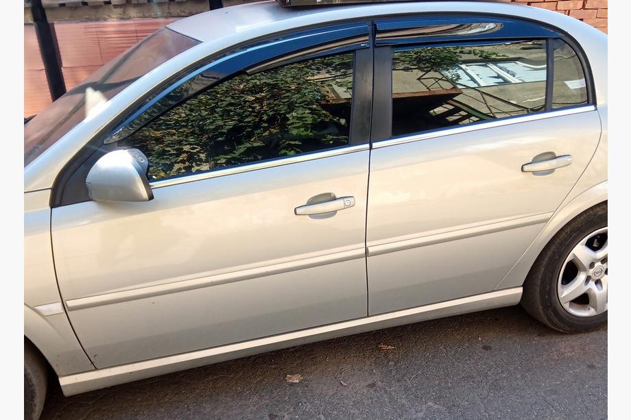 Opel Vectra C 2002-2008 Deflectores de Ventana SD (4 uds, Sunplex Sport) Foto 11