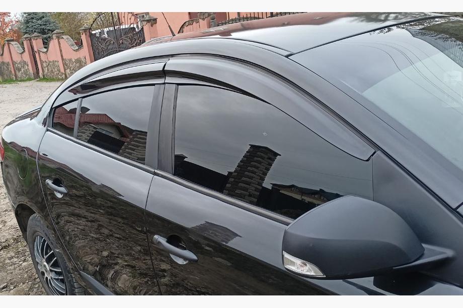 Renault Fluence 2009-2016 Deflectores de Ventana (4 uds., Sunplex Sport) Image