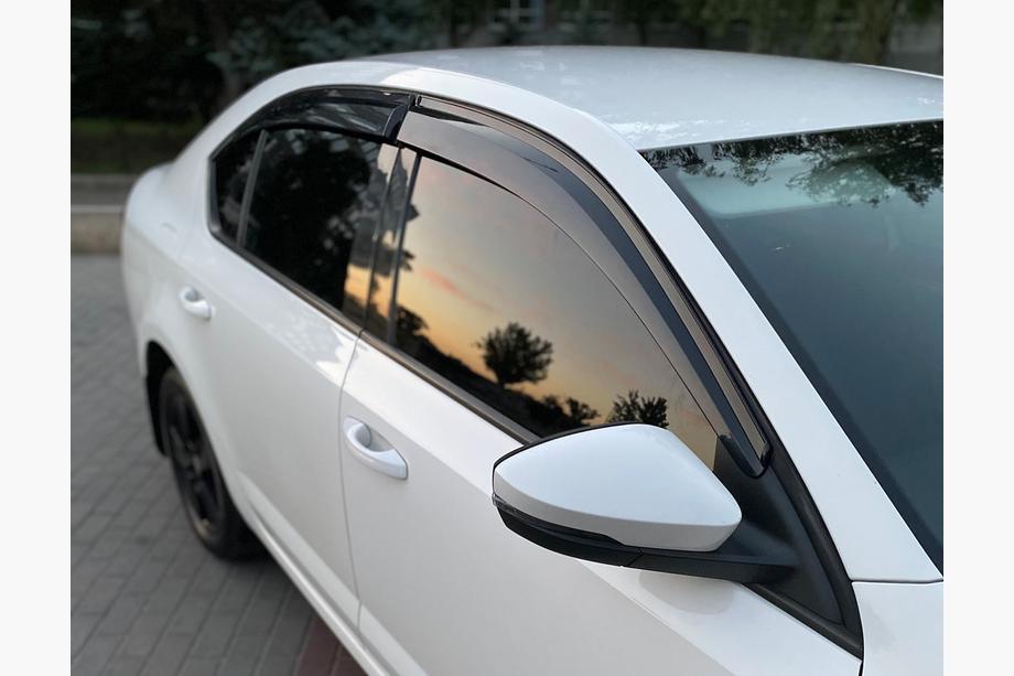 Skoda Octavia III A7 2013-2019 Deflectores de viento Liftback (4 uds, Sunplex Sport) Image