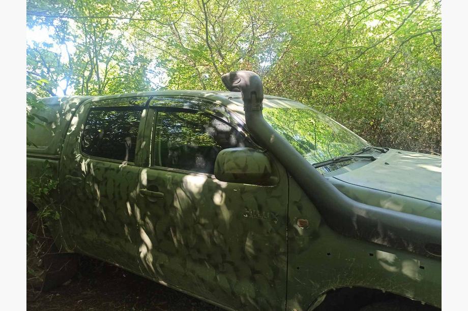Toyota Hilux 2015- Deflectores de Ventana (4 uds., Sunplex Sport) Foto 2