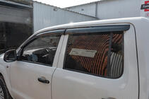 Volkswagen Amarok 2010-2022 Deflectores de Ventana (4 uds., Sunplex Sport) foto 3