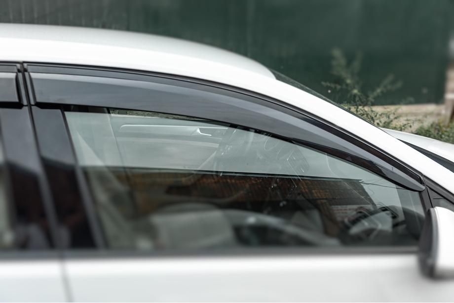 Volkswagen Golf 7/E-Golf 2012-2020 Deflectores de Ventana HB (4 uds, Sunplex Sport) Foto 4