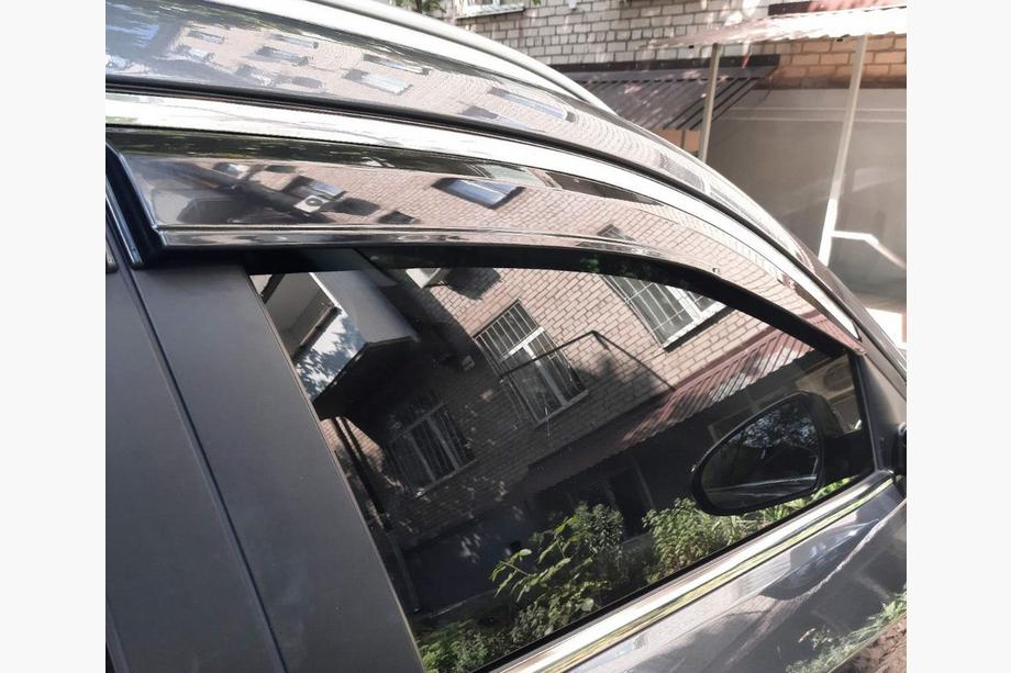 Hyundai Tucson TL 2016-2021 Deflectores de Ventana con Moldura Cromada (4 uds, Sunplex Chrome) Foto 3