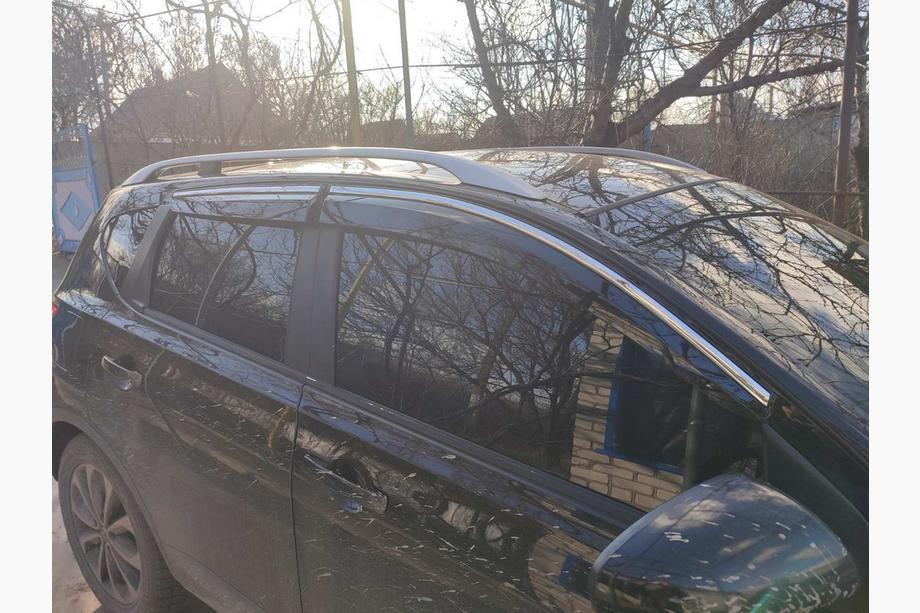 Nissan Qashqai 2010-2014 Deflectores de Ventana con Moldura Cromada (4 uds, Sunplex Chrome) Foto 6