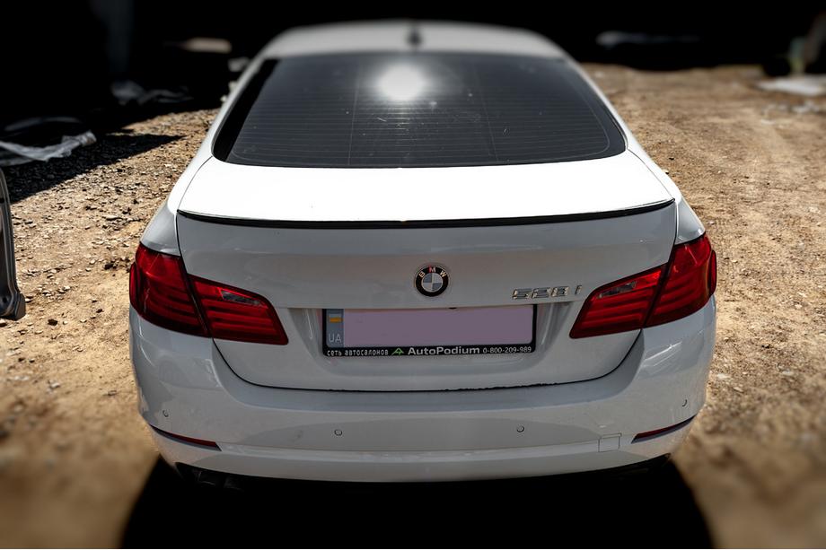 BMW 5 Series F10/F11 2010–2016 Alerón Lip Sunplex (para F10, negro) Foto 8