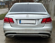 Mercedes E-сlass W212 2009-2016 Spoiler Lip (Sunplex, Negro) (130,5cm x 5,8cm) foto 3