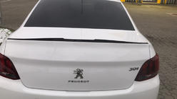 Peugeot 301 2012- Spoiler Lip (Sunplex, negro) (118,5cm x 5,5cm) foto 5