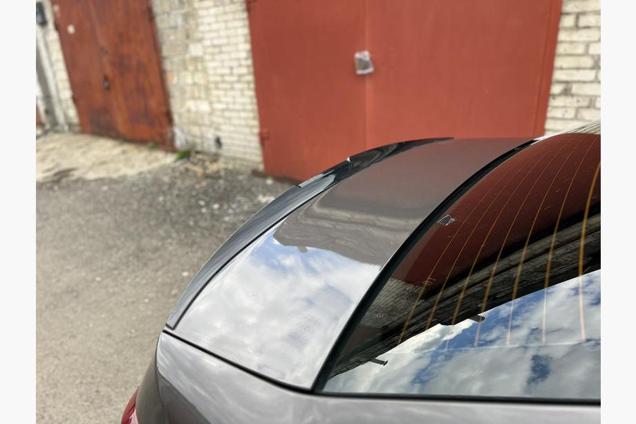 Peugeot 301 2012- Spoiler Lip (Sunplex, negro) (118,5cm x 5,5cm) Image