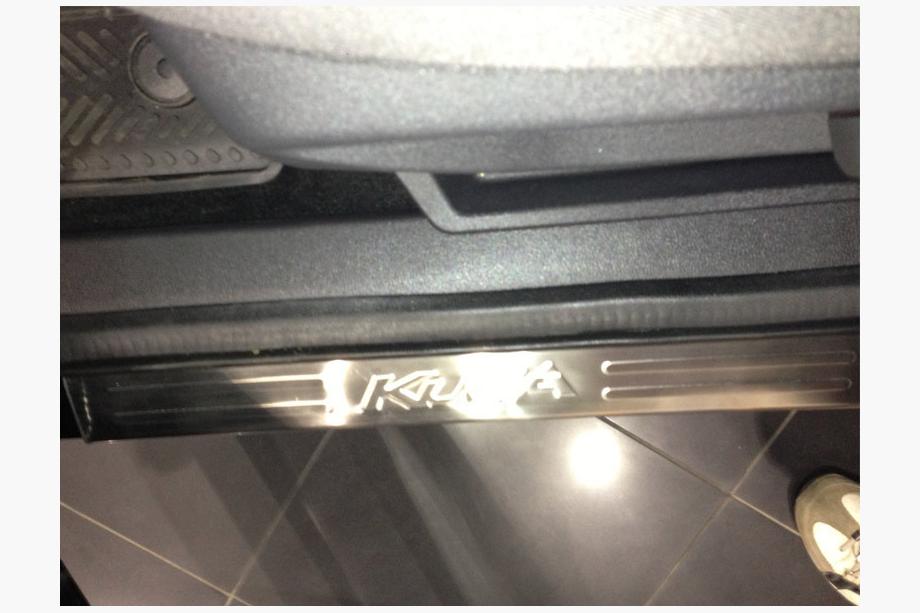 Ford Kuga/Escape 2013-2019 Protector de umbral Libao (4 uds, acero inoxidable) Foto 4