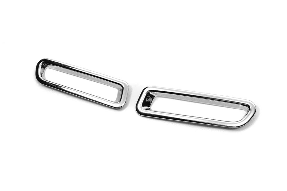 Suzuki Vitara 2015- Cubiertas cromadas para faros antiniebla traseros (ABS) Image