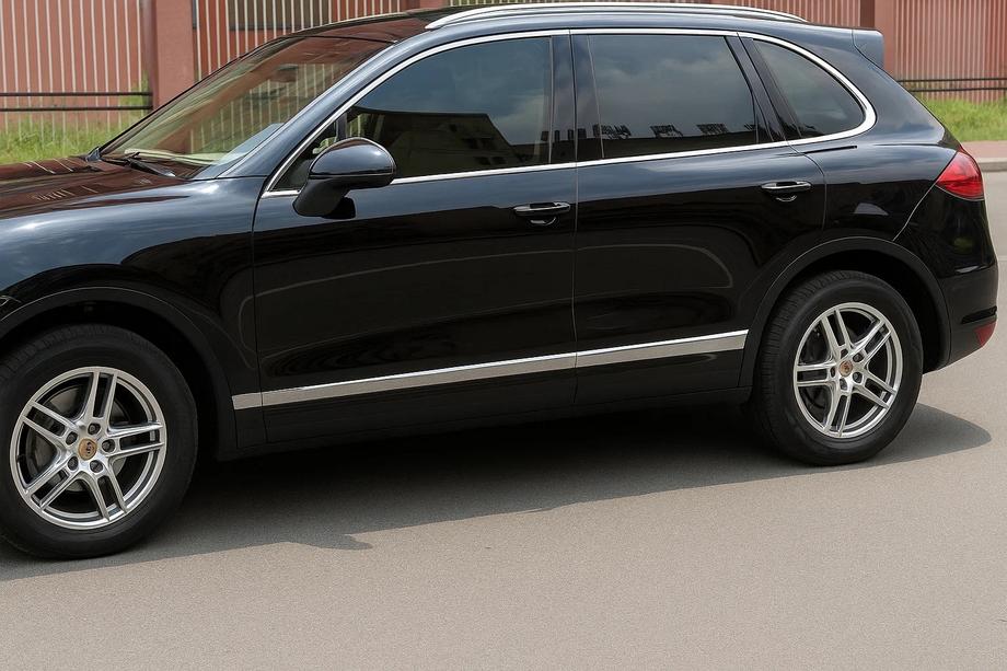 Porsche Cayenne 2010-2017 Molduras de puertas Libao (4 uds, plástico) Image