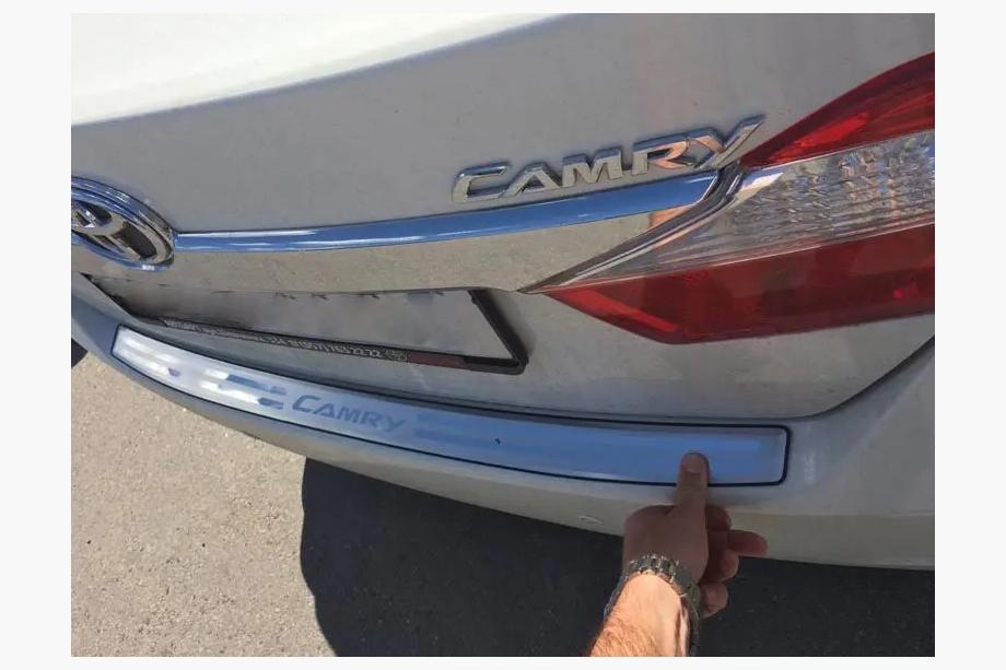 Toyota Camry 2011–2017 Protector de Parachoques Trasero Libao Acero Inoxidable Image