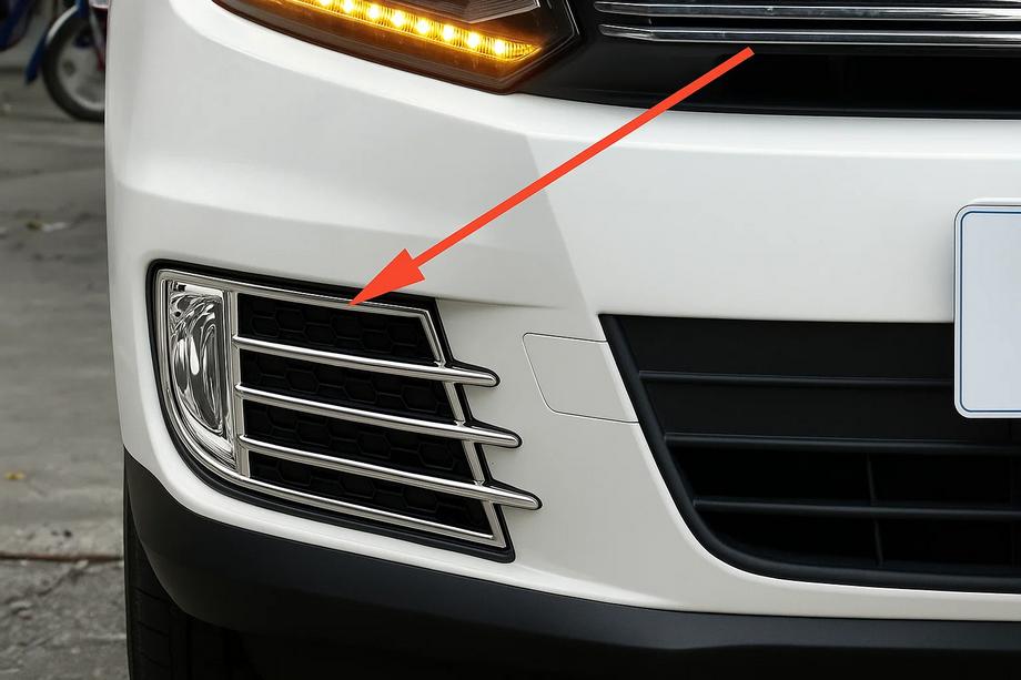 Volkswagen Tiguan 2007-2016 Cubiertas cromadas para faros antiniebla Libao 2011-2016 para Aziat (2 uds, plastico) Foto 1