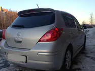 Nissan Tiida 2004-2011 Alerón trasero para HB foto 1