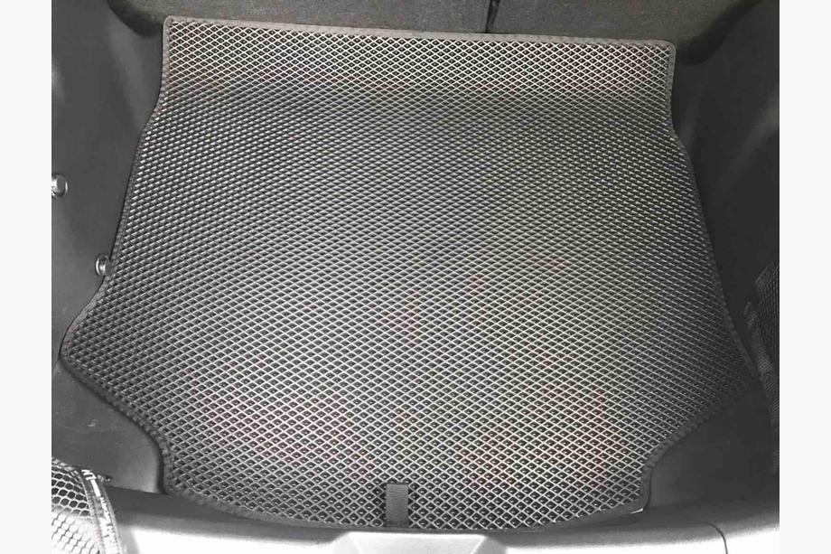 Nissan Leaf 2017- Alfombrilla de maletero (EVA, Negro) Image