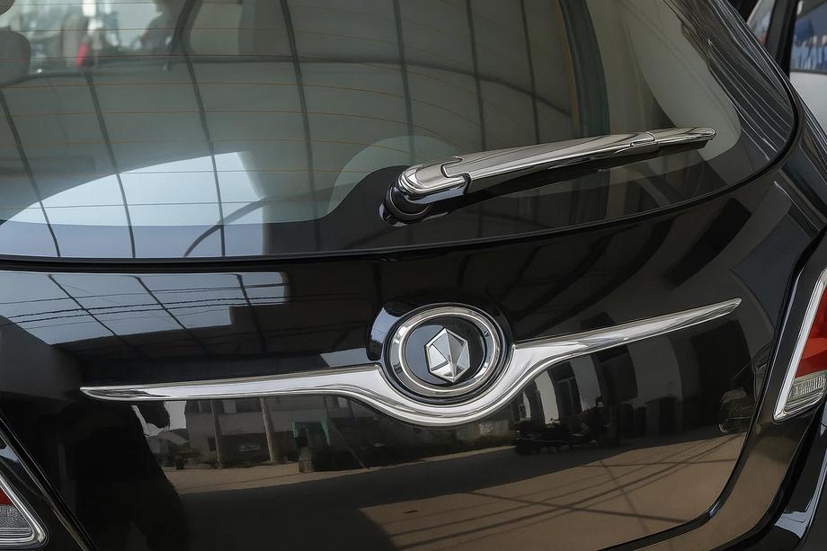 GreatWall Haval H6 2011- Moldura superior tapa maletero Libao acero inoxidable Image