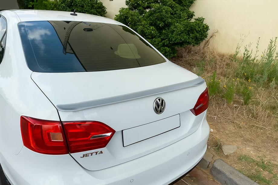 Volkswagen Jetta 2006-2011 Alerón Libao (Plástico ABS) Image