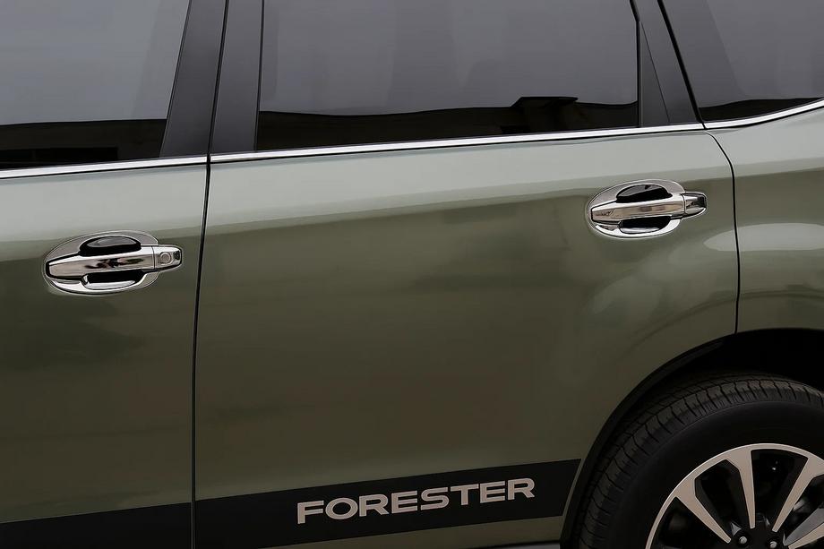 Subaru Forester 2013-2018 Cubetas cromadas para manijas Libao (4 uds, plastico) Foto 1