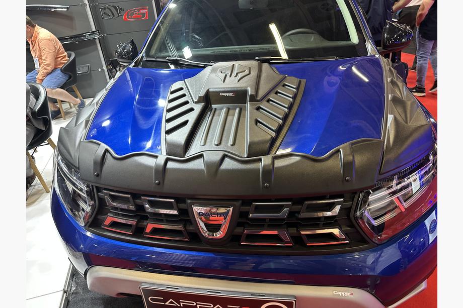 Renault Duster 2018-2024 Cubierta de capó (ABS) Image