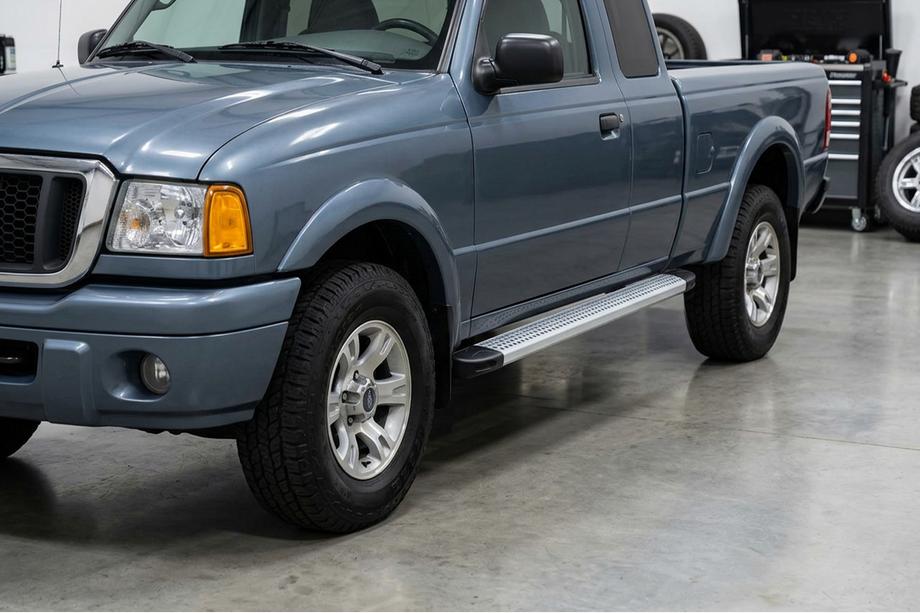 Ford Ranger 2002-2006 Estribos Laterales Maya V2 (2 uds., Aluminio) Image