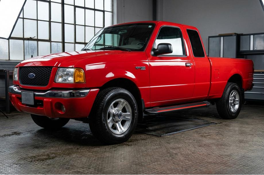 Ford Ranger 2002-2006 Estribos Laterales Maya Red (2 uds., Aluminio) Image