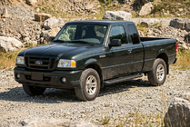 Ford Ranger 2002-2006 Estribos Laterales Allmond Black (2 uds., Aluminio) foto 1