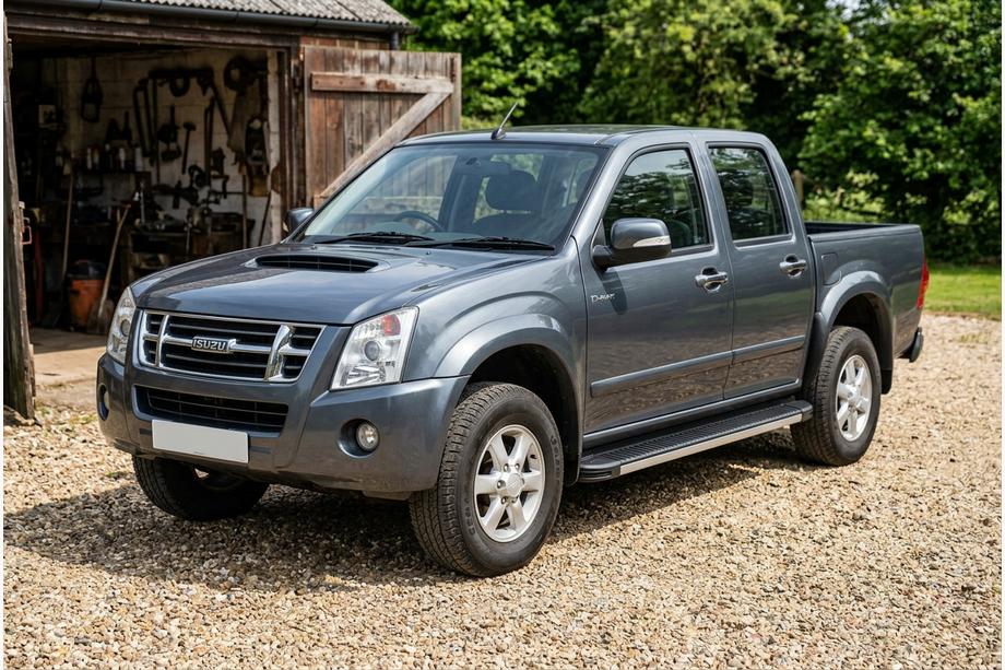 Isuzu D-Max 2002-2011 Estribos Laterales Maya V1 (2007-2012, 2 uds, Aluminio) Image