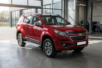 Chevrolet Trailblazer 2012-2019 Estribos Laterales Maya V2 (2 uds., Aluminio) foto 1