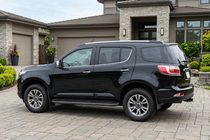 Chevrolet Trailblazer 2012-2019 Estribos Laterales Bosphorus Black (2 uds., Aluminio) foto 1