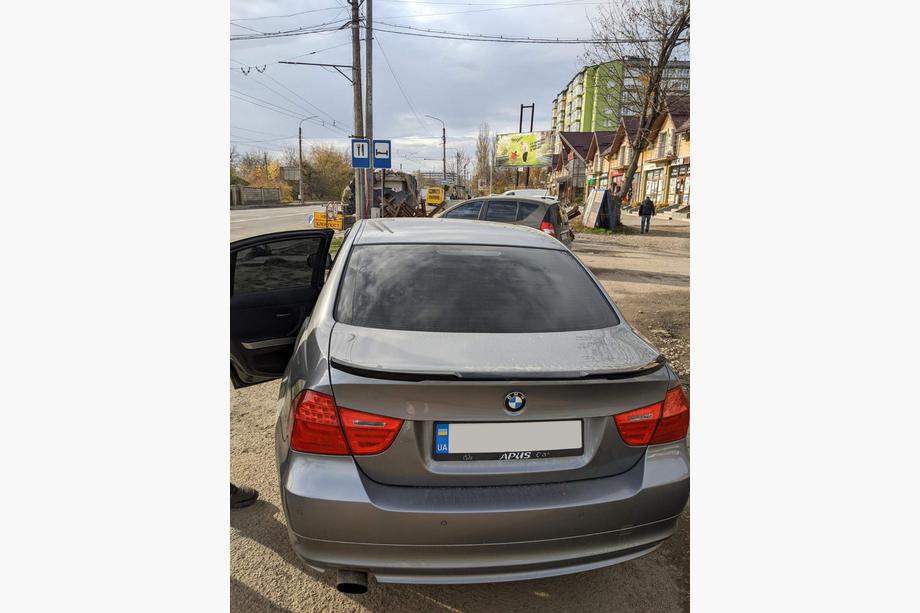 BMW 3 Series E90/E91 2005-2011 Alerón HongHang V2 (ABS, Negro Brillante) Foto 4
