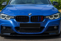 BMW 3 Series F30/F31 2012-2019 Riñoneras M-Look (M-Color) foto 2