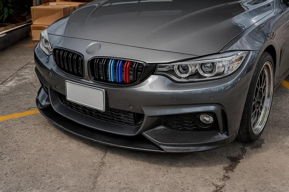 BMW 4 Series F32/F33/F36 2012-2020 Riñoneras M-Look (M-Color) Image