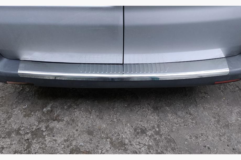 Volkswagen T6 2015-2024 Protector de parachoques trasero Carmos V1 (2 puertas, acero inoxidable) Foto 4