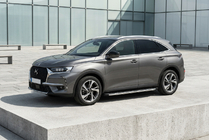 DS 7 Crossback 2017-2022 Estribos Laterales BlackLine (2 uds., Aluminio) foto 1