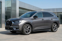 DS 7 Crossback 2017-2022 Estribos Laterales Tayga Black (2 uds., Aluminio) foto 1