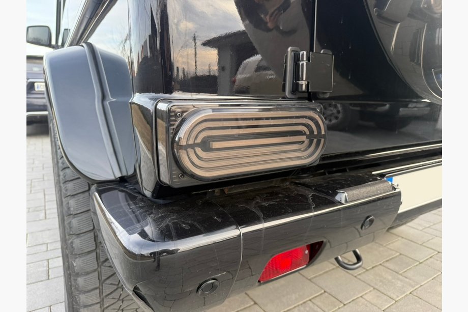 Mercedes G class W463 1990-2018 Pilotos Traseros W464 Black Edition V2 Foto 1