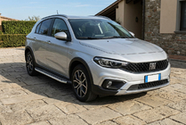 Fiat Tipo Cross 2021- Estribos Laterales Fullmond (2 uds., Aluminio) foto 1
