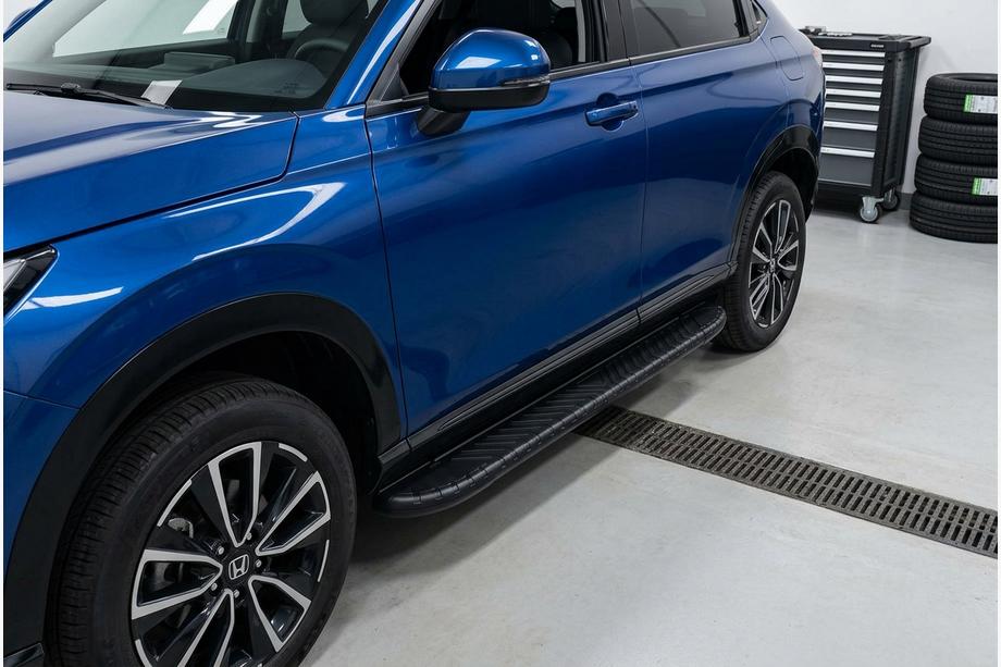 Honda HR-V 2021- Estribos Laterales Bosphore Black (2 uds., Aluminio) Image